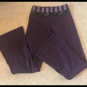 Lululemon Groove yoga pants